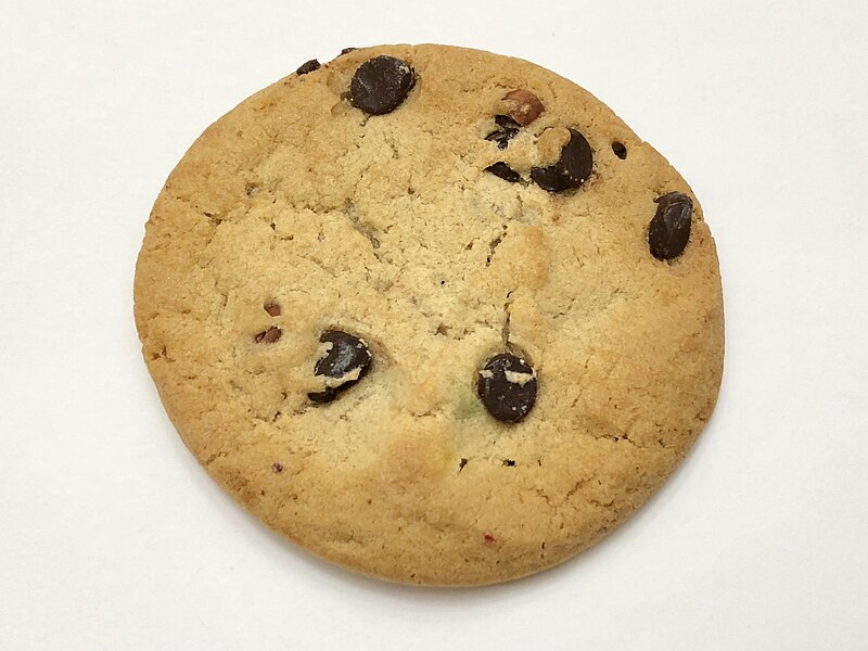 File:2020-05-04 10 35 30 A Giant-brand chocolate chip cookie in the Franklin Farm section of Oak Hill, Fairfax County, Virginia.jpg