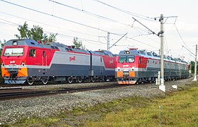 2ES10-139 (3ES10) and 4ES5K-004 - EXPO-1520 train parade 2017.jpg