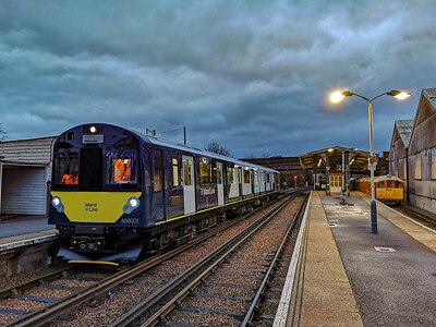 Class 484 stands at Ryde St John's Road