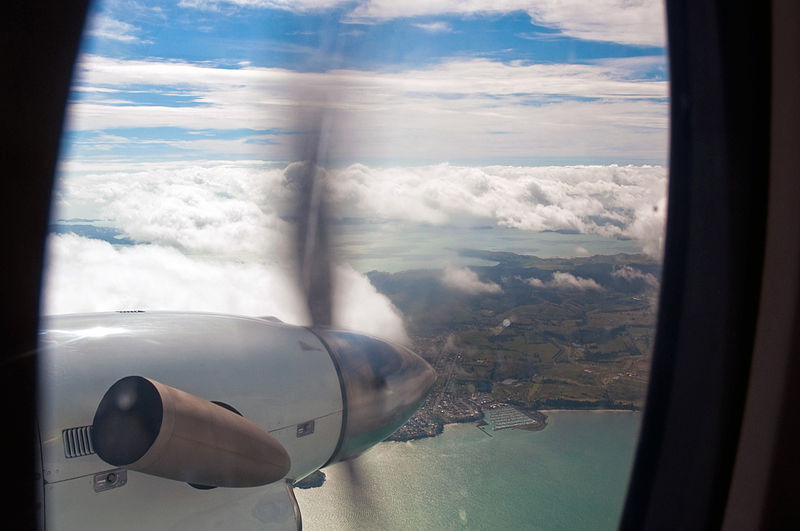 File:A glimpse of Waiheke, 6th. Dec. 2010 - Flickr - PhillipC.jpg