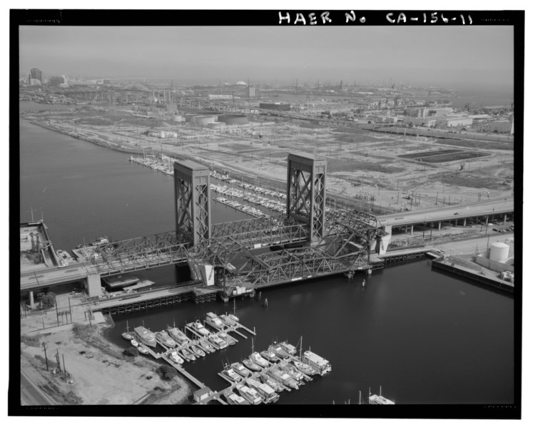 File:Aerial view of closed bridge from above Cerritos Channel facing east. - Henry Ford Bridge, Spanning Cerritos Channel, Los Angeles-Long Beach Harbor, Los Angeles, Los Angeles HAER CAL,19-LOSAN,75-11.tif