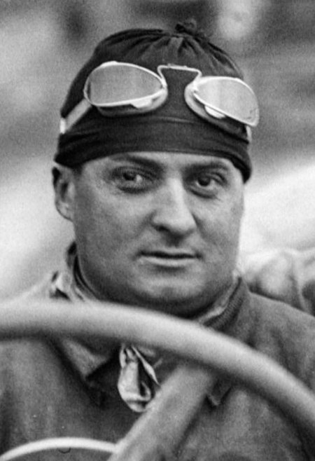 Albert Guyot at the 1914 French Grand Prix (cropped).jpg