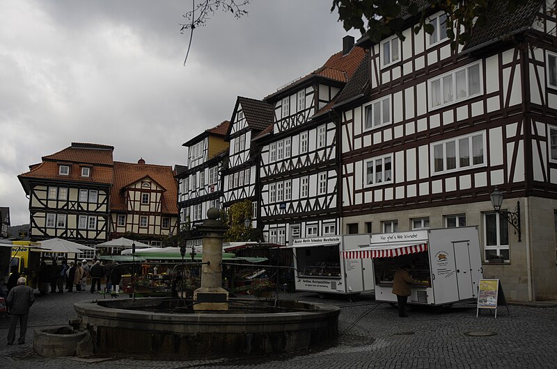 File:Allendorf Marktplatz.JPG