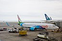 Air Vanuatu'nun 737-800 YJ-AV1, Auckland'ın bir başka görünümü, Nisan 2008.jpg