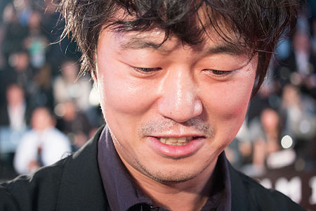 Arai Hirofumi "Sayonara" at Opening Ceremony of the 28th Tokyo International Film Festival (21808233523).jpg