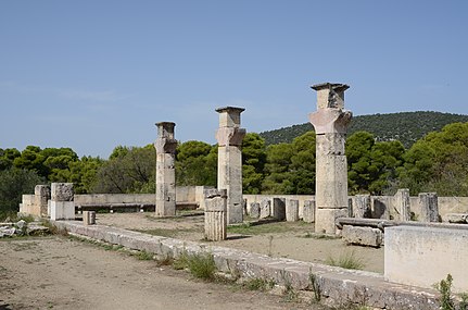 Asclepion ruins 2.JPG