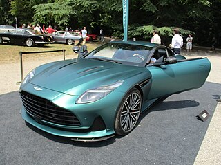 Aston Martin DB12 01