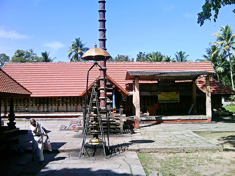 File:Avanavancherry Temple.jpg