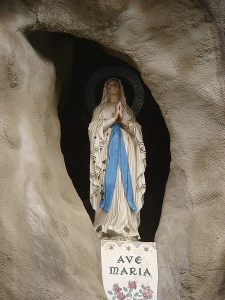 File:Ave Maria - Lourdes Grot - panoramio.jpg