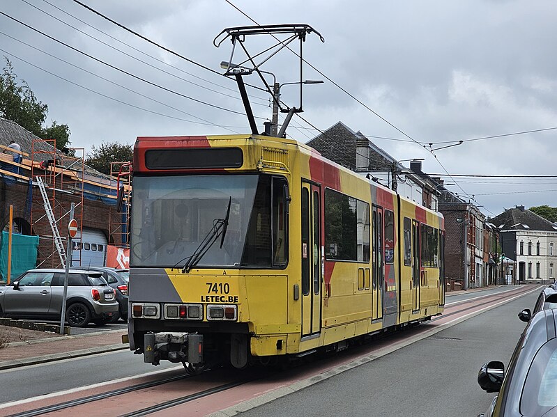 File:BN LRV - TEC 7410 - 2023-09-18 (ANDERLUES Monument).jpg