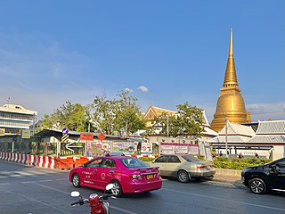 <span class="mw-page-title-main">Sip Sam Hang Road</span> Street in Talat Yot, Bangkok, Thailand