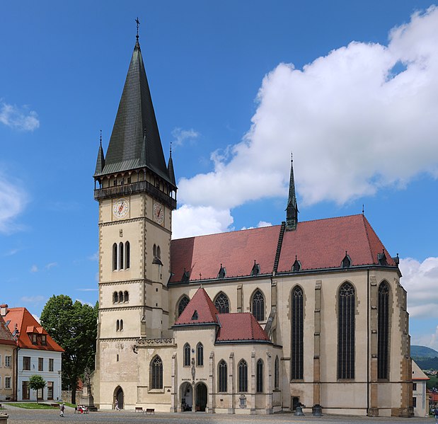 File:Bardejov - Church of St. Aegidius.jpg