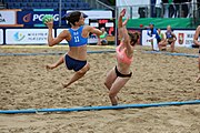 Deutsch: Beachhandball Europameisterschaften 2019 (Beach handball Euro); Tag 5: 6. Juli 2019 – Frauen, Platzierungsspiel für die Ränge 17–20, Nordmazedonien-Slowenien 0:2 (10:13, 9:15) English: Beach handball Euro; Day 5: 6 July 2019 – Placement Match/Cross Match for rank 17–20 Women – North Macedonia-Slovenia 0:2 (10:13, 9:15)