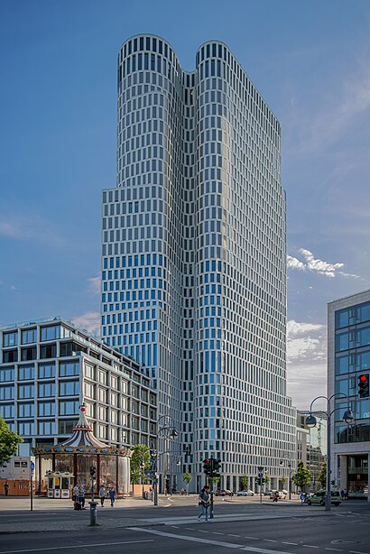 So kommt man zu Upper West mit den Öffentlichen - Mehr zum Ort Hier