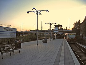 A Berlin Westhafen állomás metszetének szemléltető képe