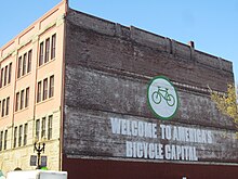 Bicycle mural in Portland, 2014 Bicycle capital, Portland, Oregon (2014).JPG