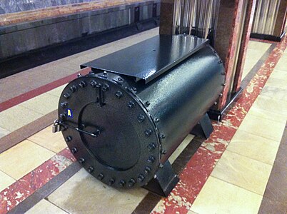 Bomb container in Moscow subway June 2012.jpg