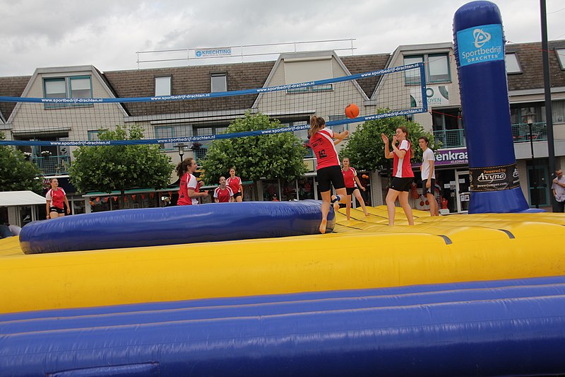 File:Bossaball 2014 (14695870281).jpg