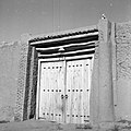 Brama wejściowa do gospodarstwa w turkmeńskiej części wsi, nad wejściem „tumor” - strzegący od zła, - Madi-Chodża - 001689n.jpg