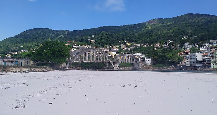 Bridge in Marambaia