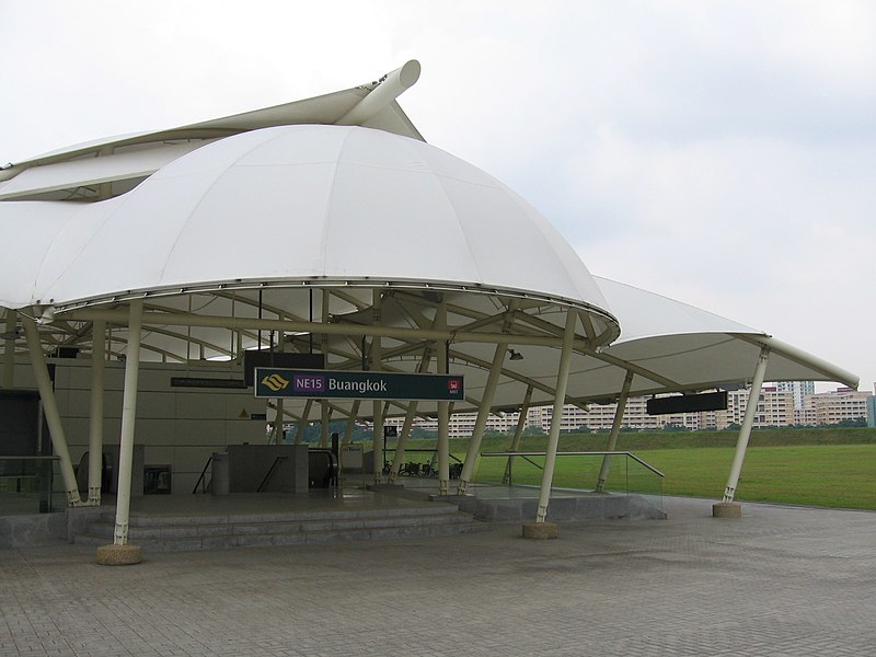 File:Buangkok MRT Station 2, Aug 06.JPG