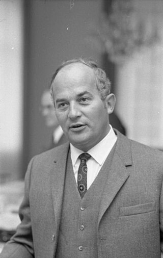 <span class="mw-page-title-main">Rainer Barzel</span> German politician (1924–2006)