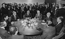 Meeting of a WJC delegation led by Edgar Bronfman with GDR leader Erich Honecker, in East Berlin, October 1988 Bundesarchiv Bild 183-1988-1017-018, Berlin, Bronfman-Besuch.jpg