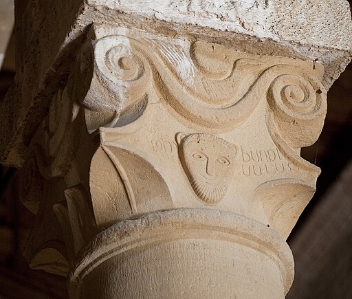 Capitello firmato JOH BUNDI VULUS, Pieve di Santa Maria Assunta a Chianni, Gambassi terme