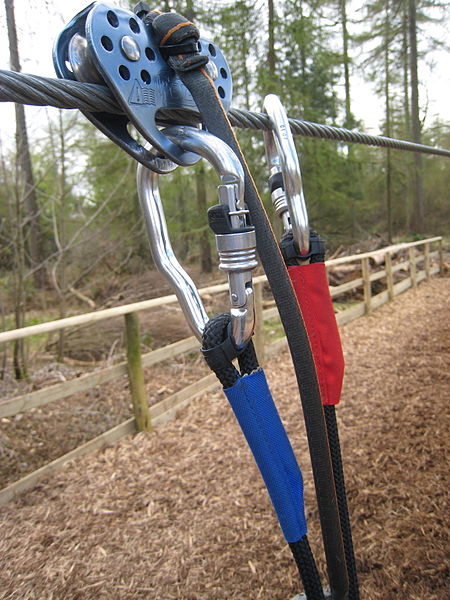 File:Carabiners and Pulley - Go Ape - Wendover Woods.jpg