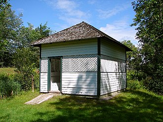 Last remaining springhouse in Carlsbad Springs Carlsbad Springs spa 1.JPG