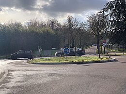 Illustrasjonsbilde av artikkelen Carrefour de la Ferme-de-la-Faisanderie