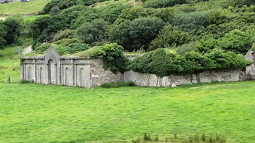 Clifden Castle enclosed farmyard