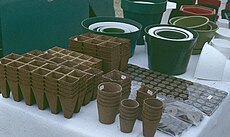 Pots for bedding plants Containers02ra.jpg