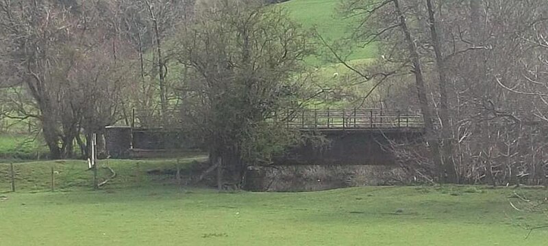 File:Dol-y-Gadfa Bridge.jpg