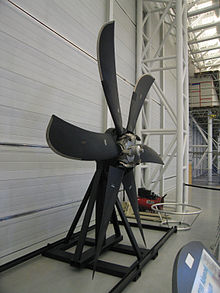 Dowty R391 Propeller on display at Steven F. Udvar-Hazy Center Dowty R391 Advanced Propeller System.jpg