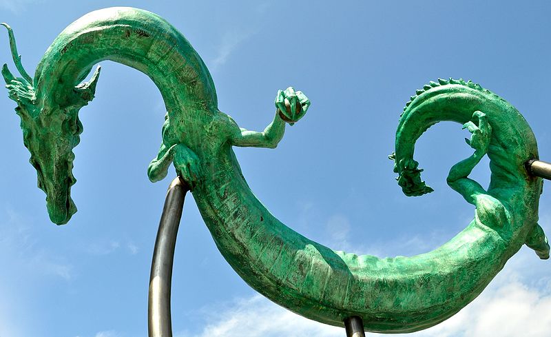 File:Dragon sculpture.jpg