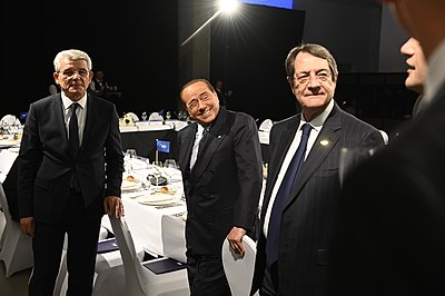 Anastasiades alongside former Italian Prime Minister Silvio Berlusconi (middle) and Bosnian Presidency member Šefik Džaferović (left) in November 2019.