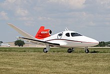 Eclipse 400 taxiing Eclipse Concept Jet - Oshkosh Air Show 2007 - 002.jpg