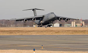 C-5 Galaxy: Історія, Модифікації, Льотно-технічні характеристики C-5B