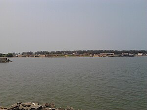 Tirur River joins Bharathapuzha in Ponnani