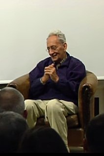 image of Frank Stella from wikipedia