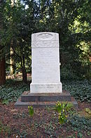 Frankfurt, main cemetery, grave IV 43 Lutz.JPG