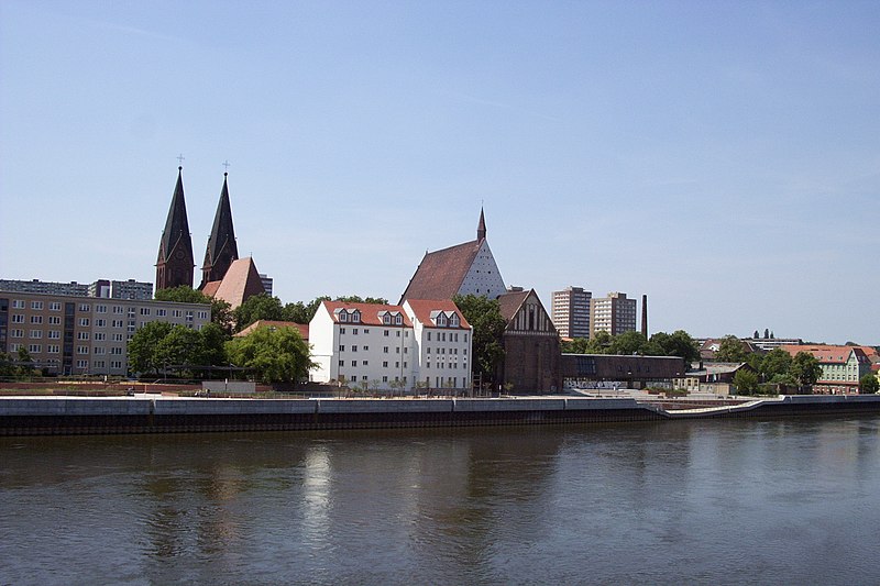 File:FrankfurtOderRiverView.JPG