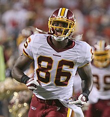 Davis in the 2009 preseason wearing his original jersey #86. Fred davis 2010.jpg