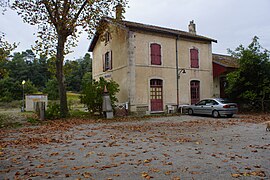 The railway station in Verzeille