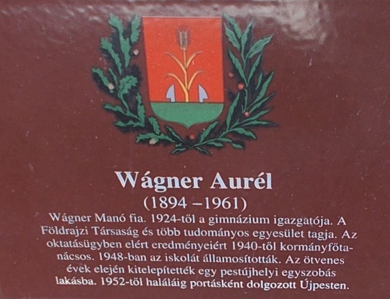 File:Gedenktafel Aurél Wágner, 2021 Rákospalota.jpg