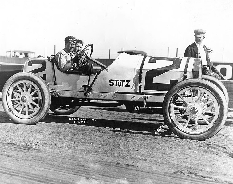 File:George Hill in a Stutz racing car 1915 Boland G511111.jpg