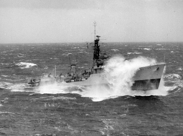640px-HMS_Scorpion%2C_1953_%28IWM%29.jpg