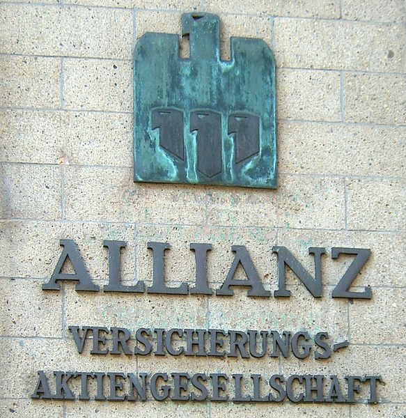 File:Hh-globushaus-Allianzlogo.jpg