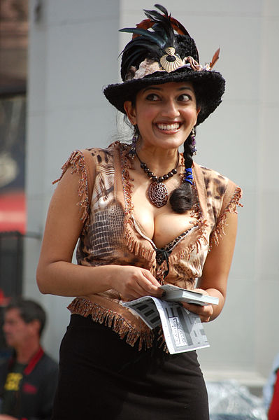 File:Hot Pocahontas (2943388144).jpg